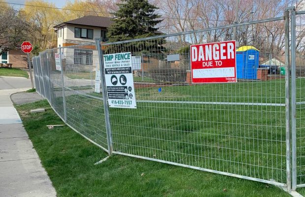 RESIDENTIAL TEMPORARY SECURITY FENCE RENTAL IN TORONTO